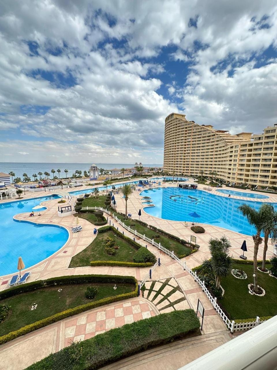 Porto elsokhna pyramids Apartment in Egypt