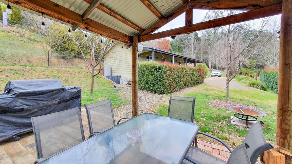 Property building, Patio, BBQ facilities, Garden, Garden view, pet friendly