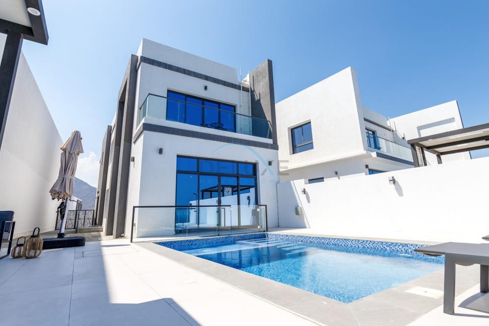 Facade/entrance, Pool view, Swimming pool