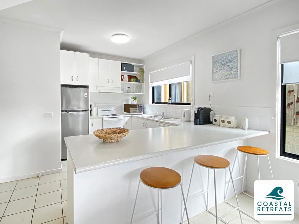 Kitchen or kitchenette, kitchen, kitchen