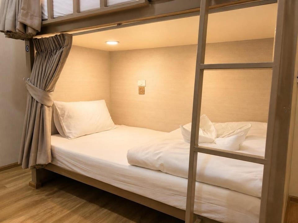 Charm Hostel at Pratumnak Hotel in Pattaya City