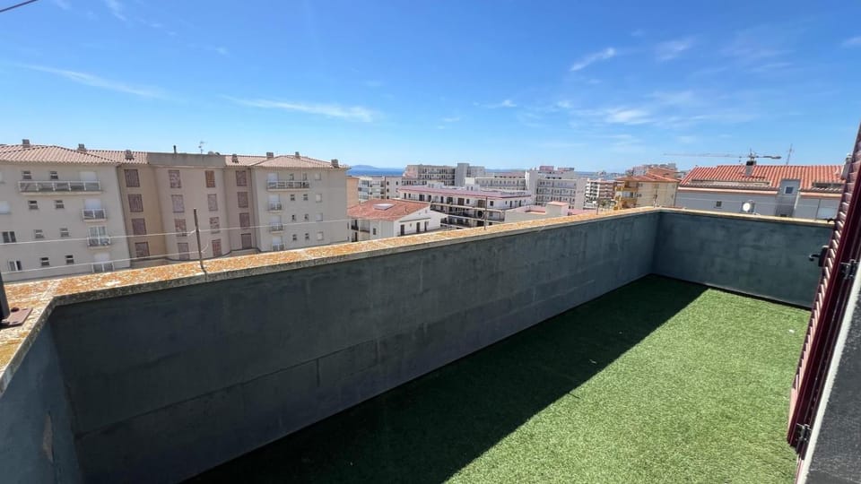 Property building, View (from property/room), Balcony/Terrace