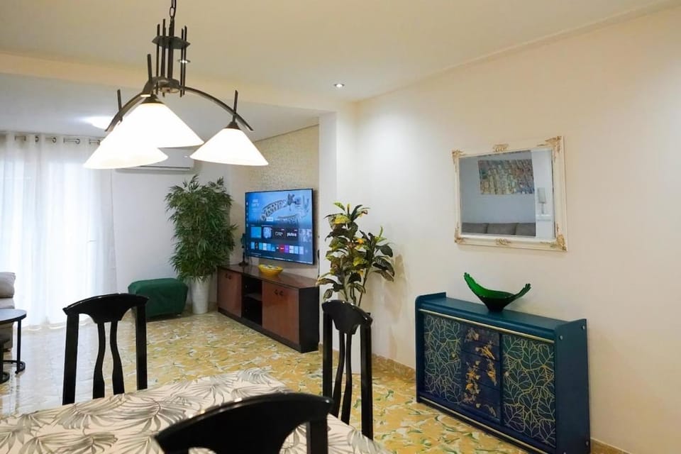 Desigual apartamento con 3 AC Apartment in Gandia