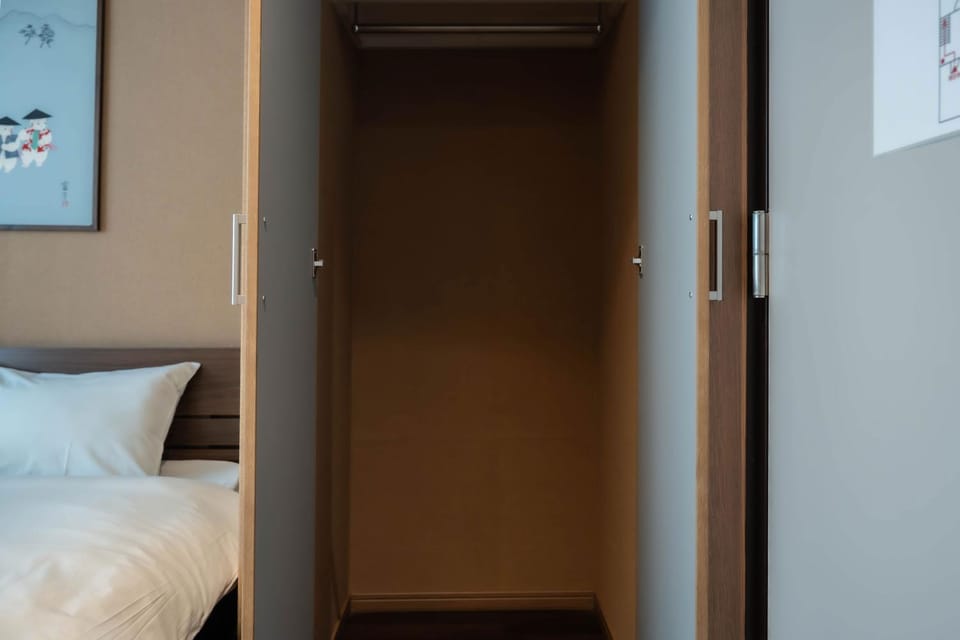 wardrobe
