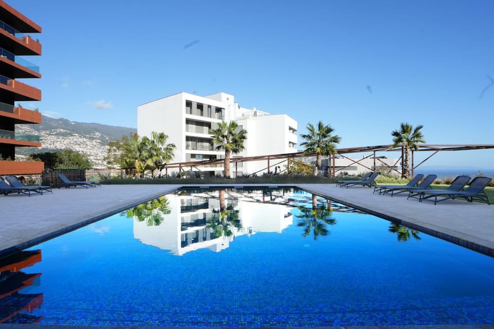 Mountain view, Pool view, Sea view, Swimming pool
