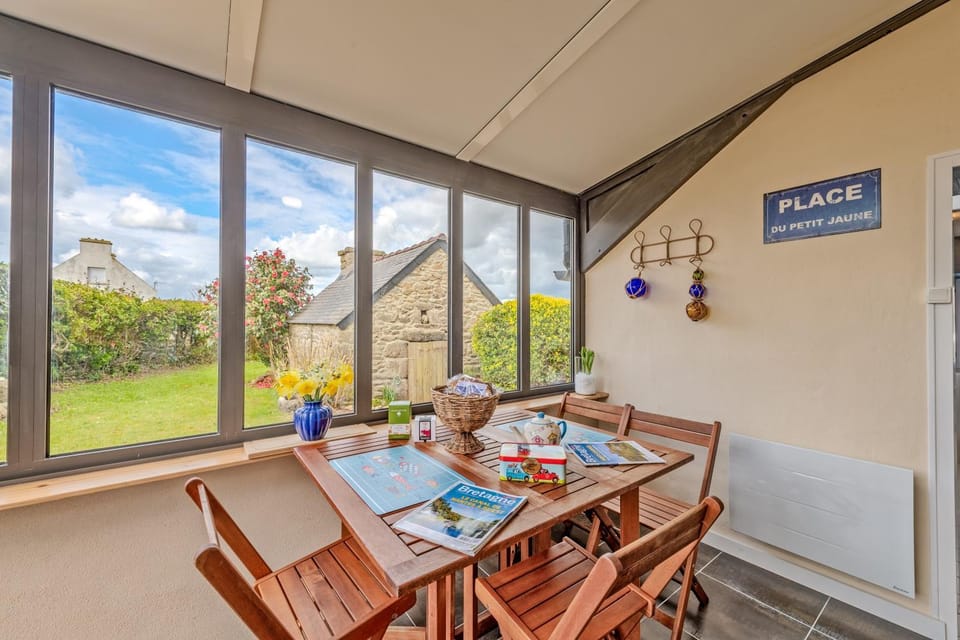 View (from property/room), Living room, Seating area
