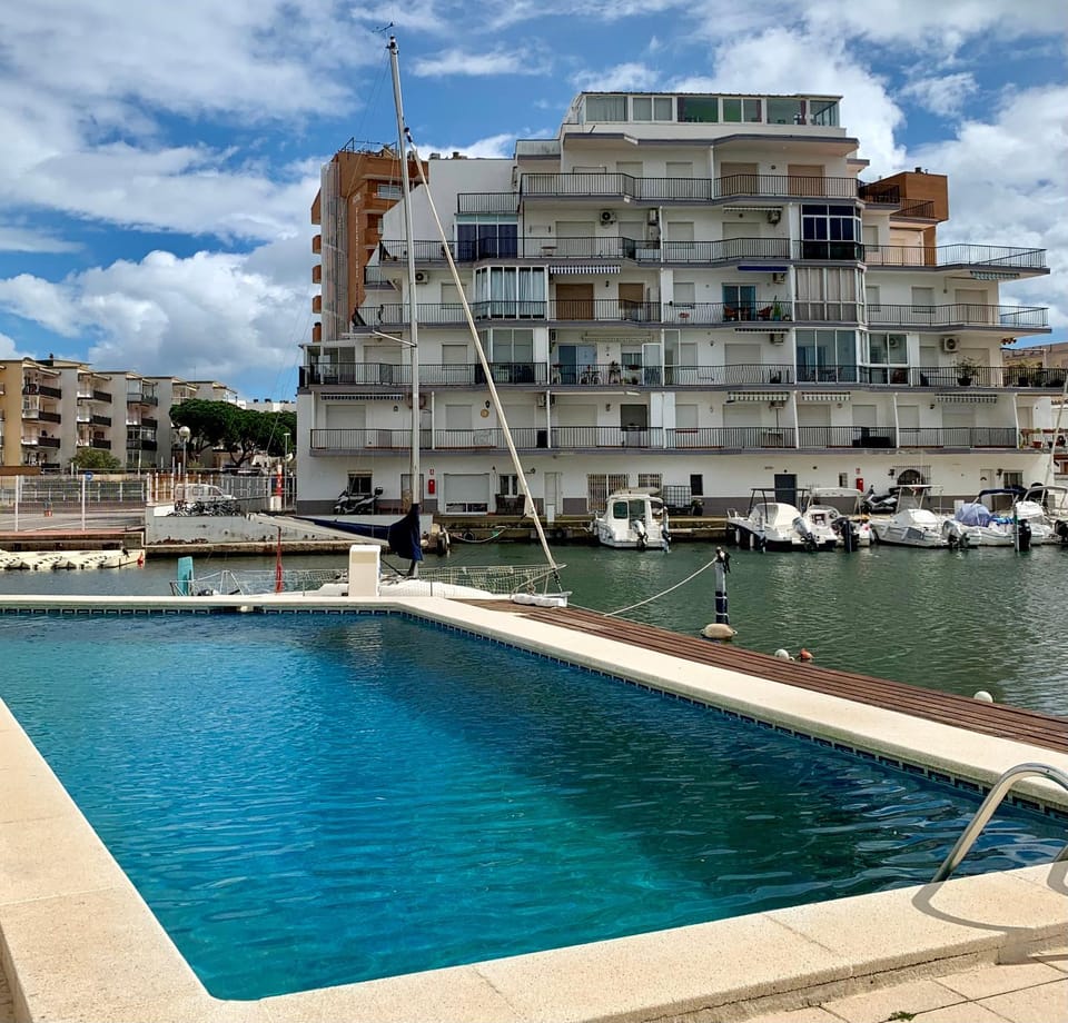 Pool view, Sea view, Swimming pool