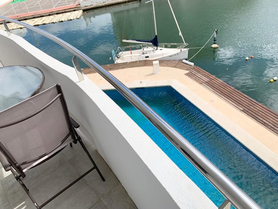 Pool view, Swimming pool