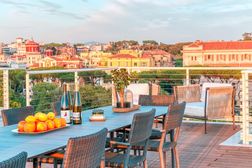 Balcony/Terrace, Dining area
