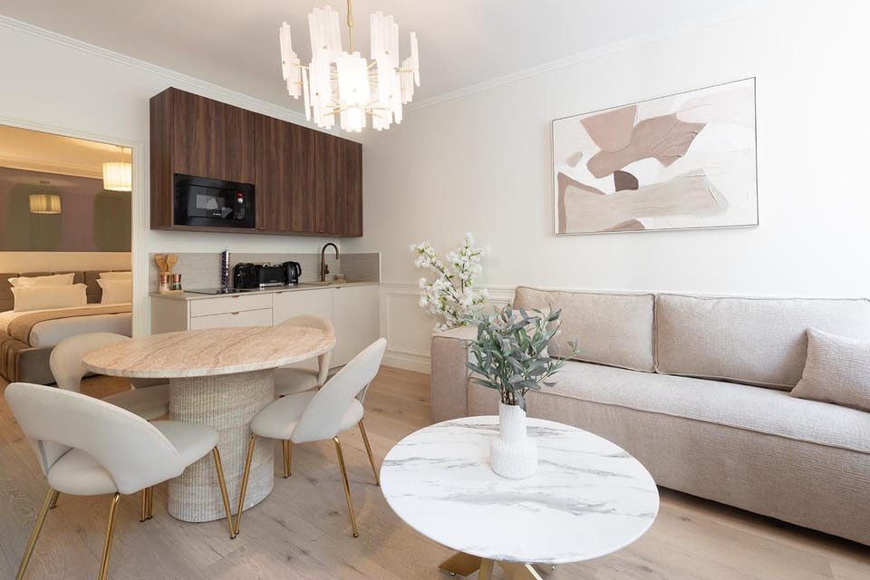 Kitchen or kitchenette, Living room, Dining area, stove