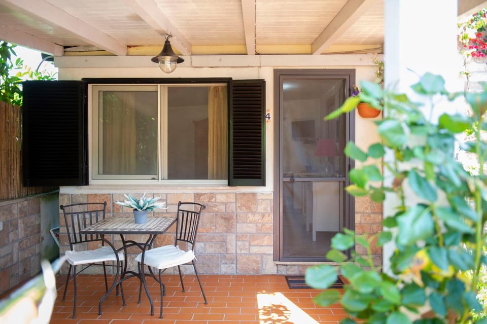 House garden Bed and Breakfast in Sperlonga