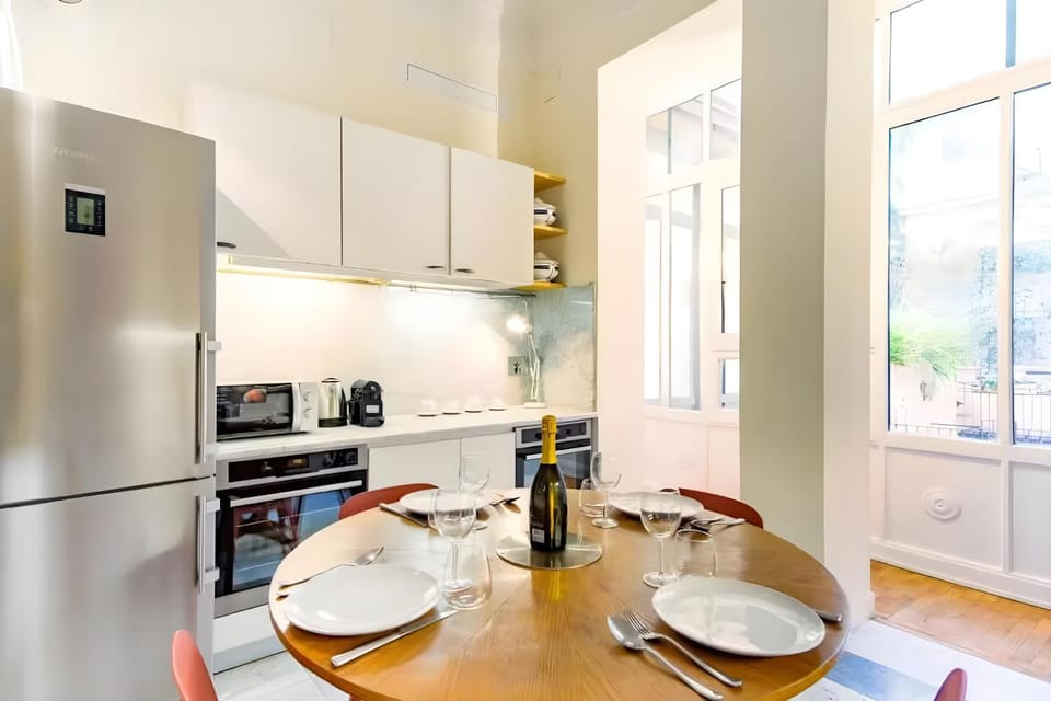 Kitchen or kitchenette, Food and drinks, Dining area, Food, dishwasher, minibar, oven, pet friendly, stove, toaster