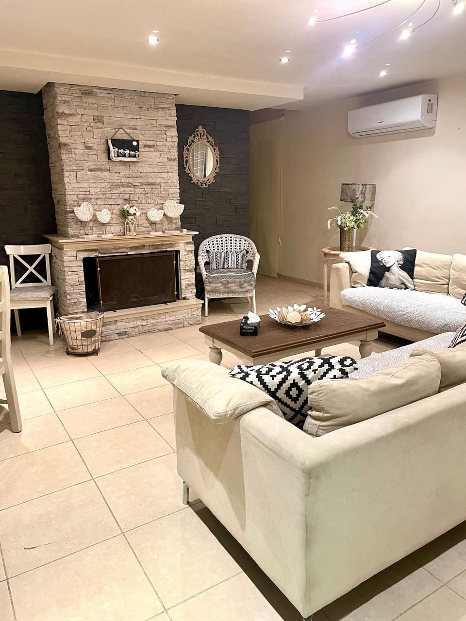 Living room, Decorative detail, Seating area, air conditioner