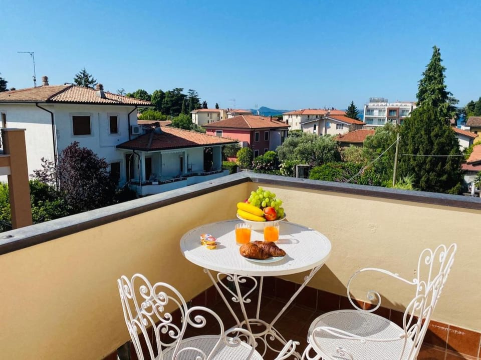 D1MORA La Terrazza Apartment in Lake Garda