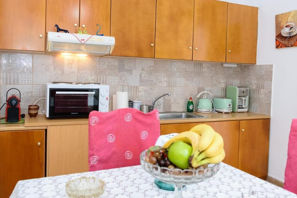 Chania Vintage Escape - sea view Gem by old port Apartment in Chania