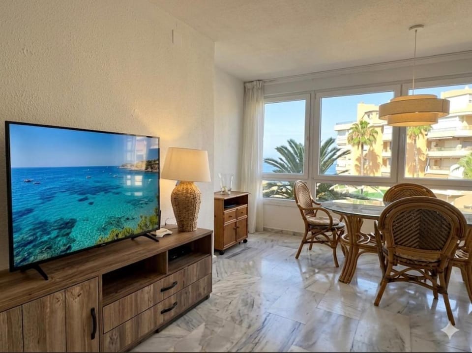 Communal lounge/ TV room, Garden view, Garden view, Sea view, Sea view