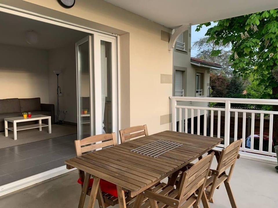 Appartement Gujan Mestras premier étage Apartment in Gujan-Mestras