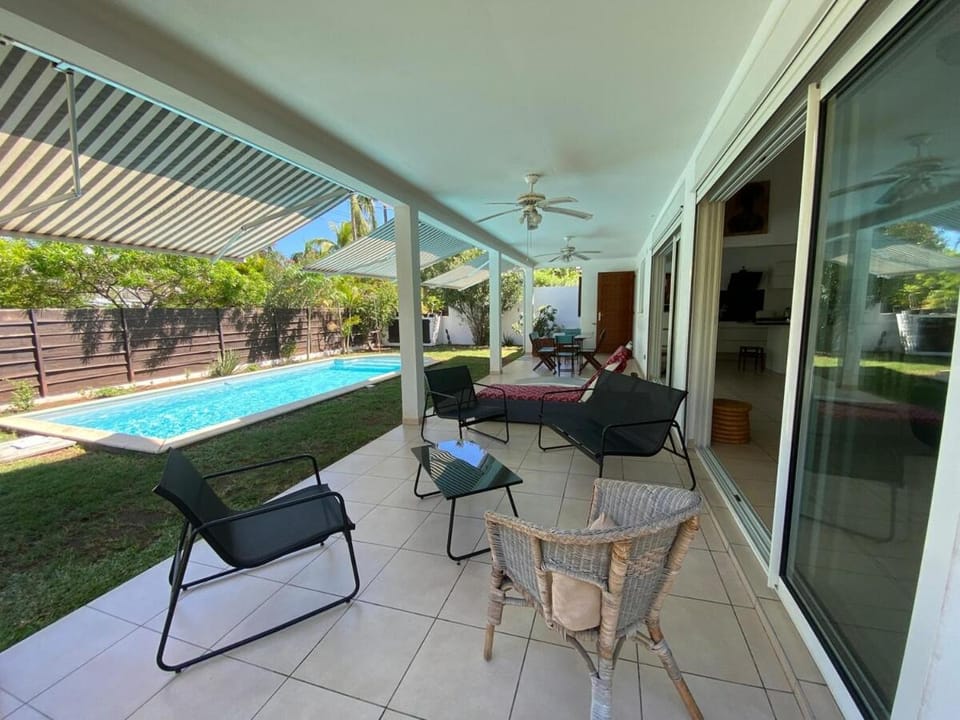 Patio, Day, View (from property/room), Balcony/Terrace, Living room, Dining area, Pool view, Swimming pool, sunbed