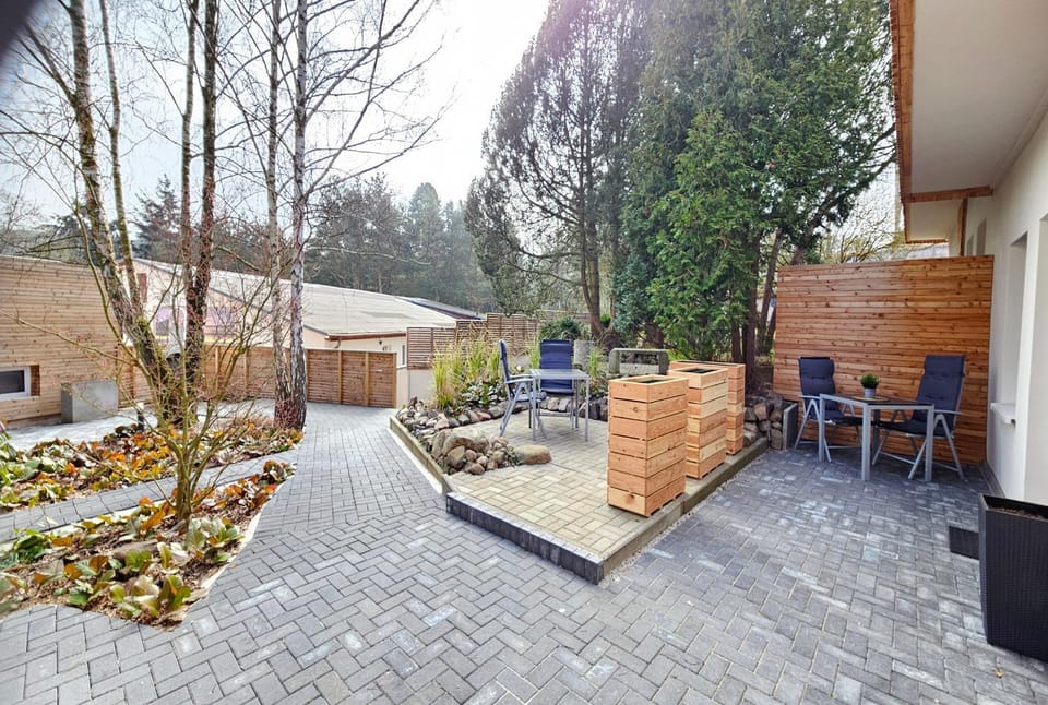 Property building, Garden, Garden view
