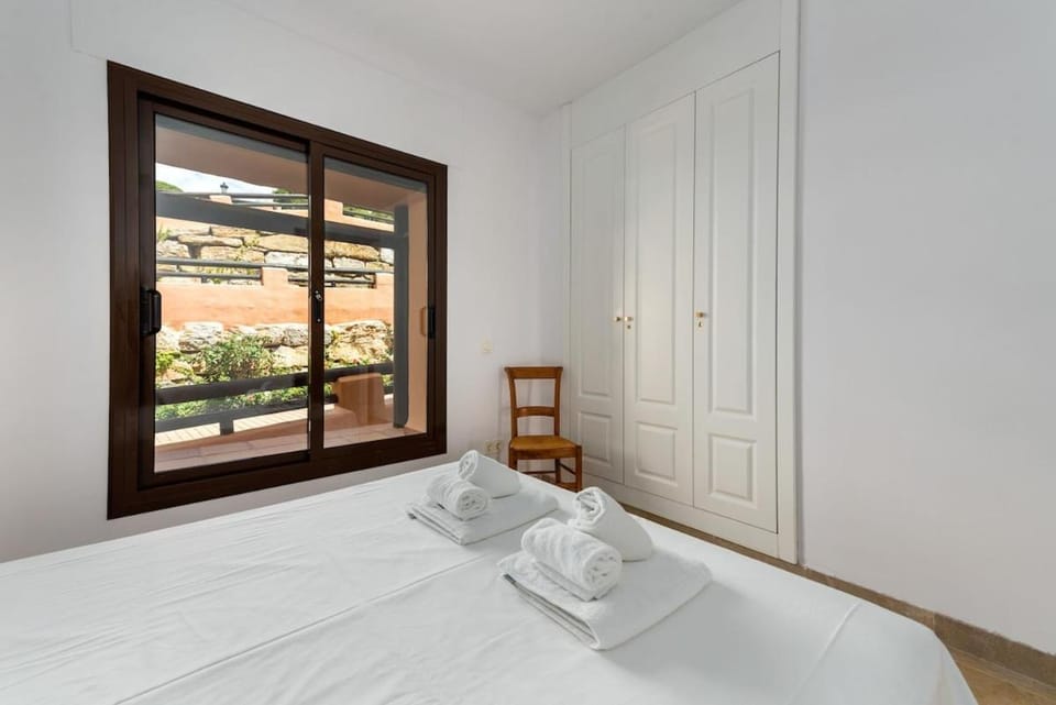 Coto Real Apartment with Pools & Big Terrace Apartment in Costa del Sol