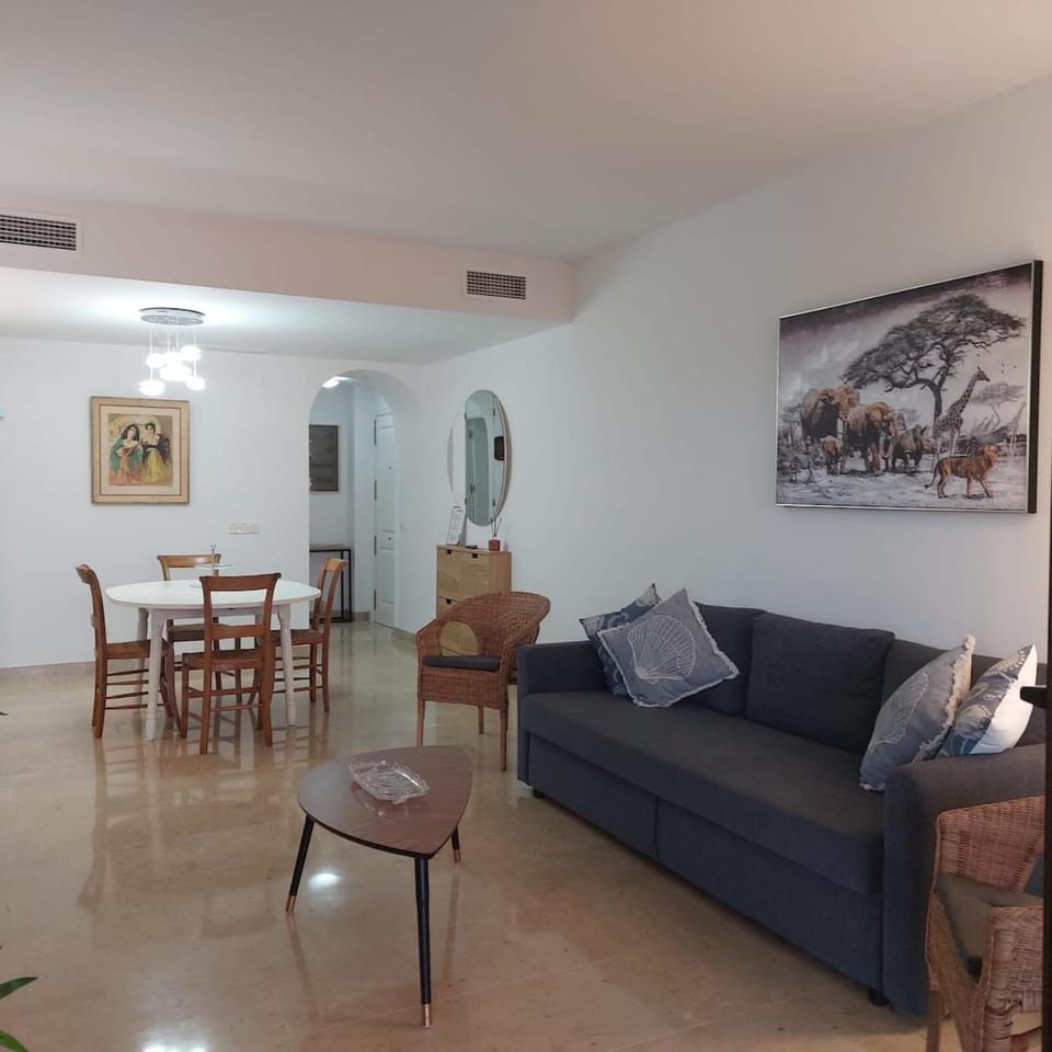 Coto Real Apartment with Pools & Big Terrace Apartment in Costa del Sol