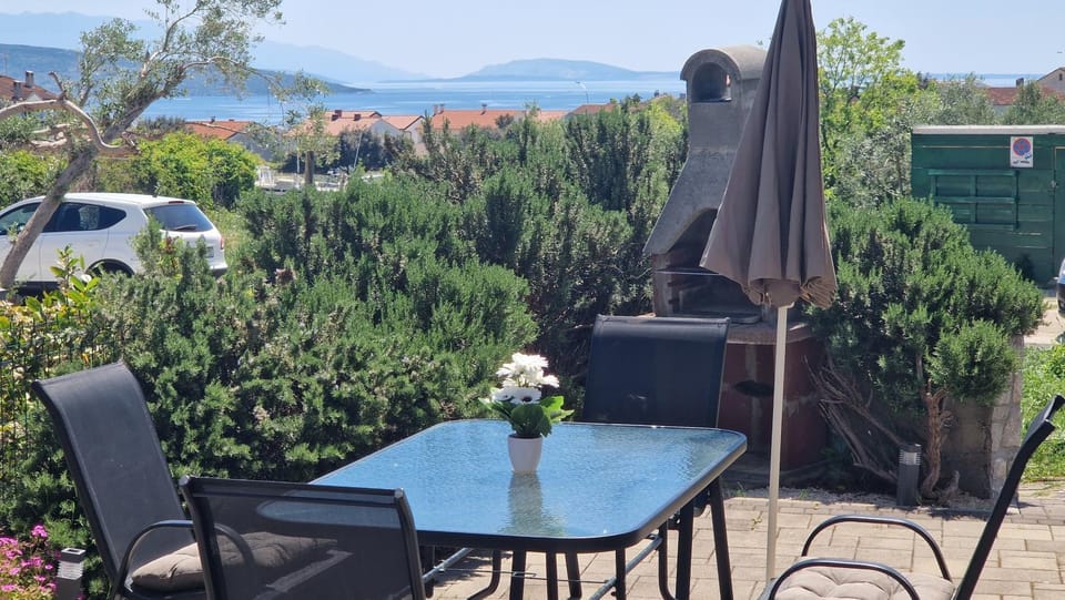 Patio, Day, Garden, Garden view, Sea view
