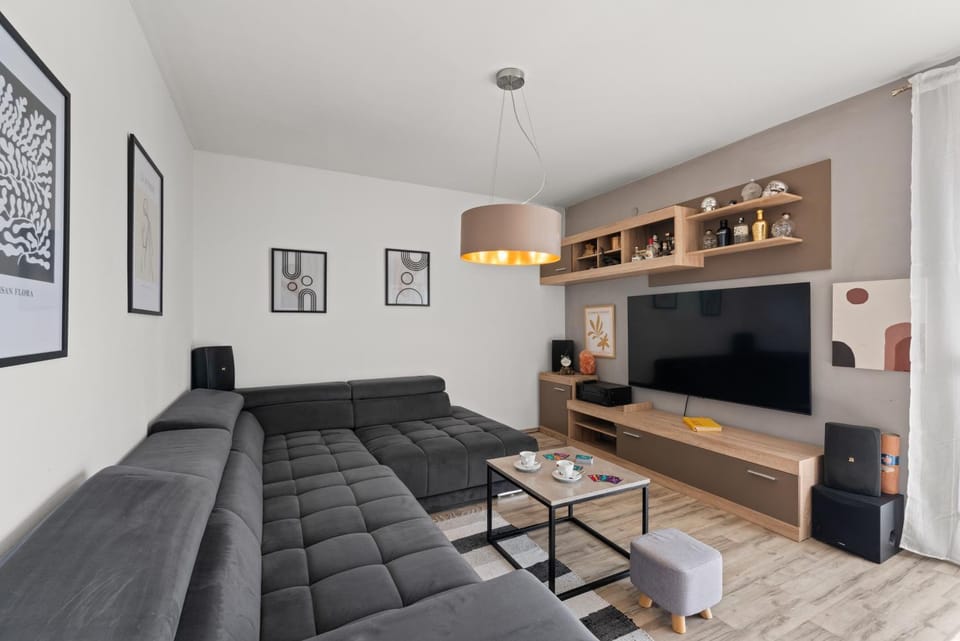 TV and multimedia, Living room