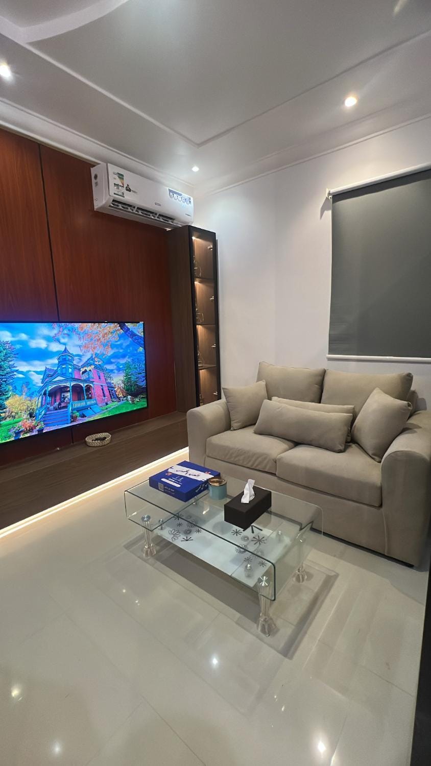 TV and multimedia, Seating area