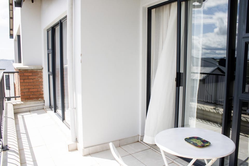 Day, Balcony/Terrace