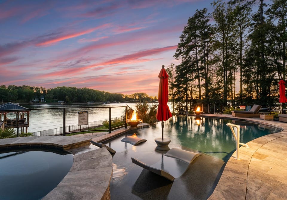 Patio, Natural landscape, Swimming pool, Sunset, sunbed