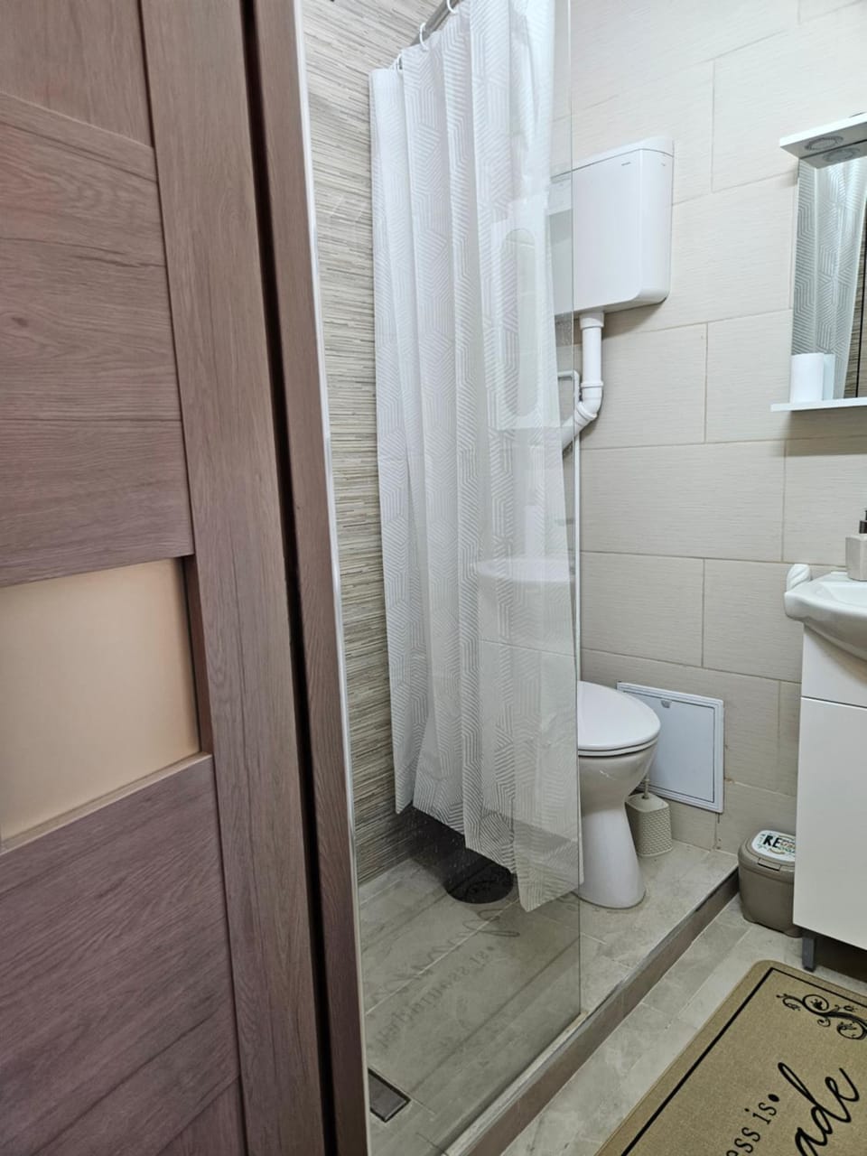 Cozzy Tractoru Coressi Brasov Apartment in Brasov