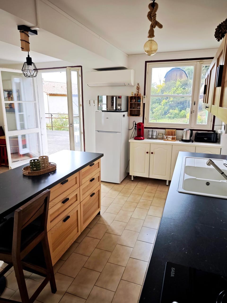 dishwasher, minibar, stove