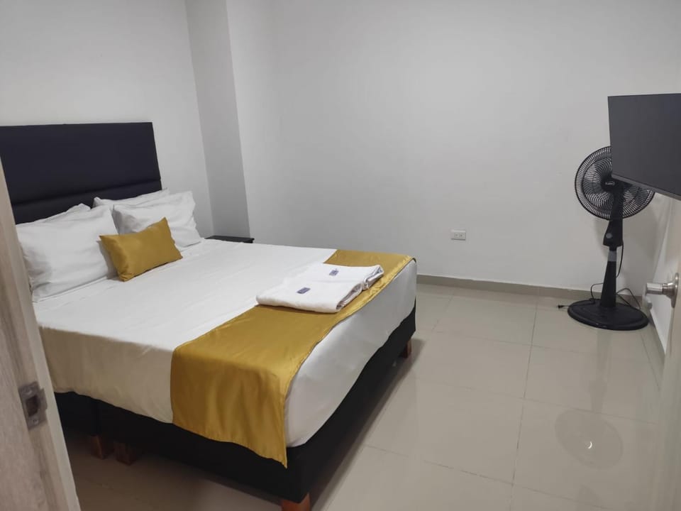 Aparta Hotel Praga Cali - Cols eguros Autopoista sur Apartment in Cali