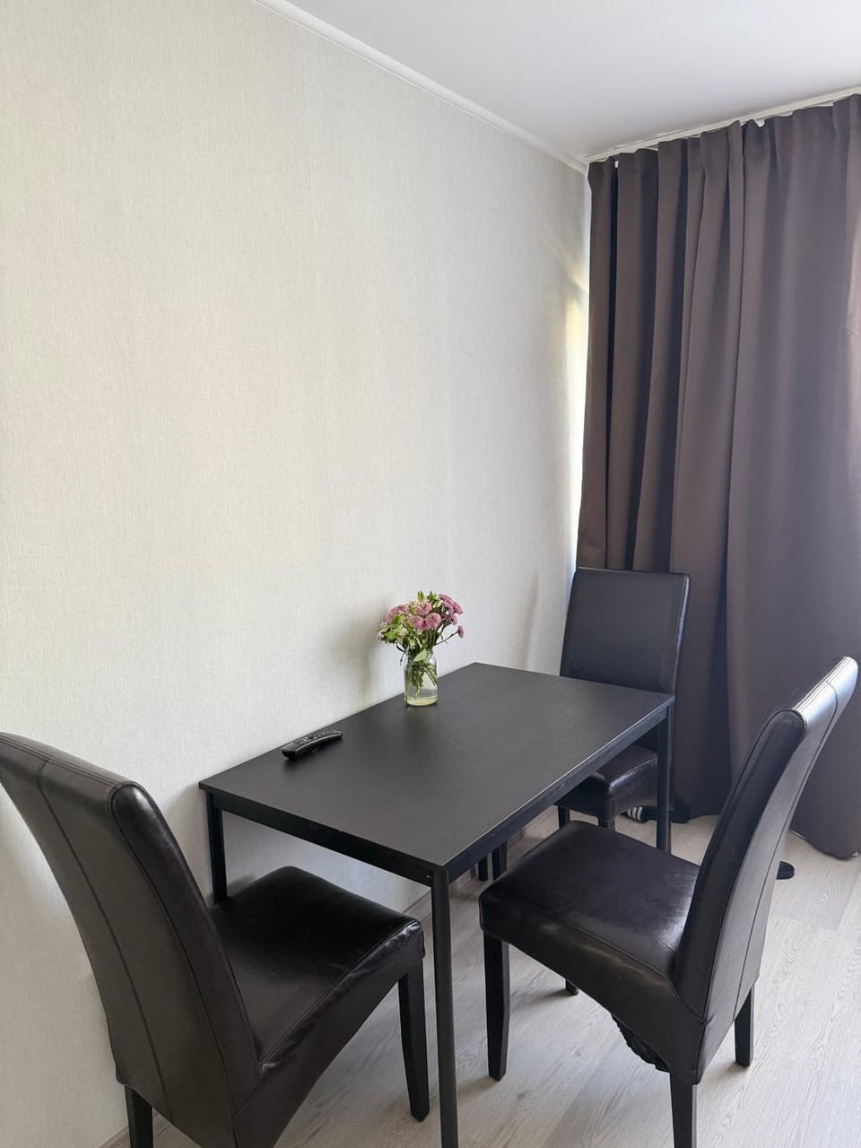 Cosy apartment in the center with own parking Apartment in Wiesbaden