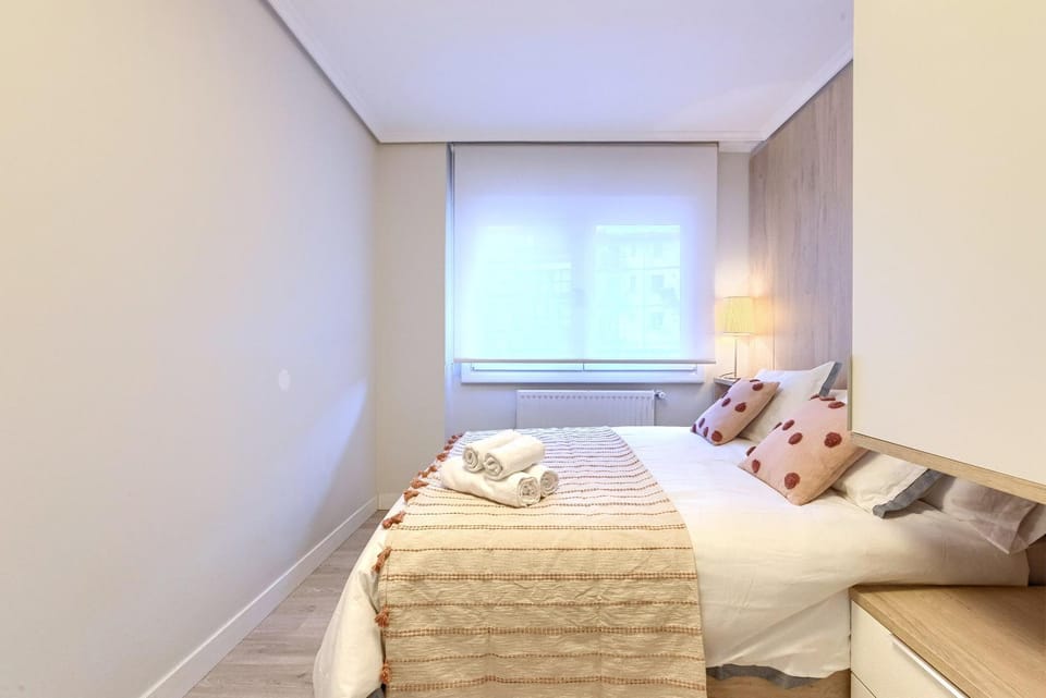 Bilbo Rock Room Stay II by Next Stop Bilbao Vacation rental in Bilbao