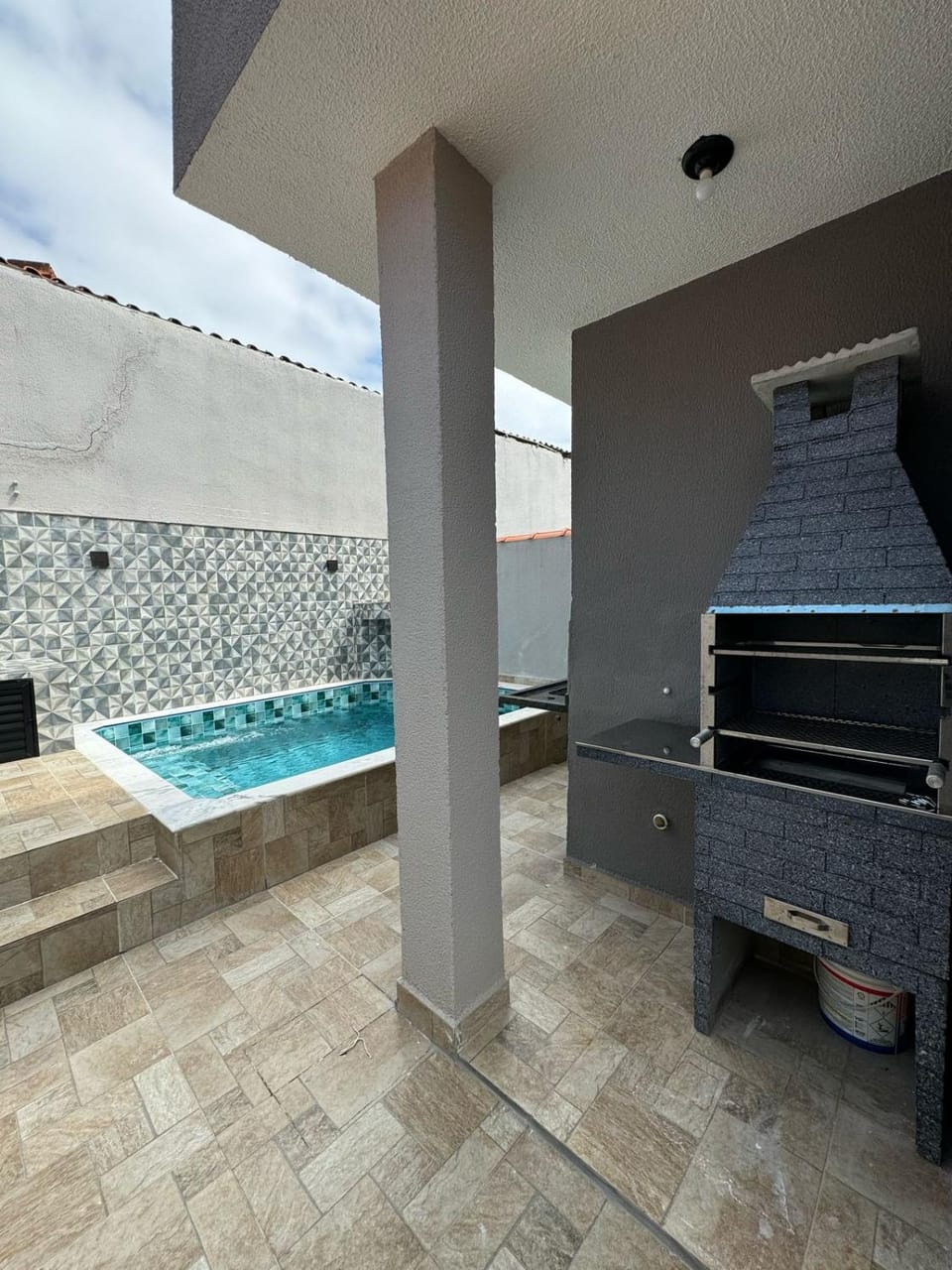 BBQ facilities, Swimming pool