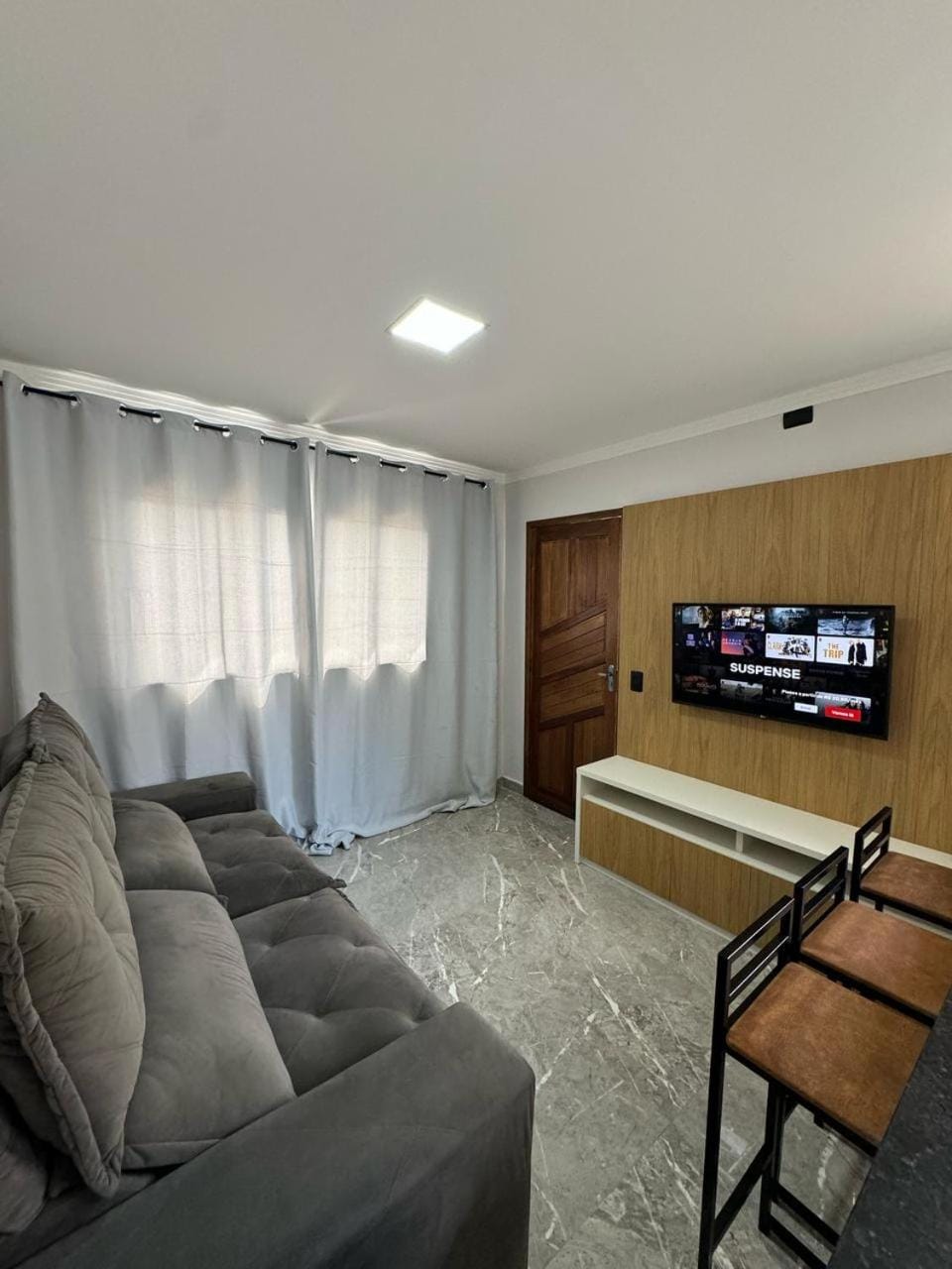 Communal lounge/ TV room, Communal lounge/ TV room, TV and multimedia, Living room, Seating area, Evening entertainment