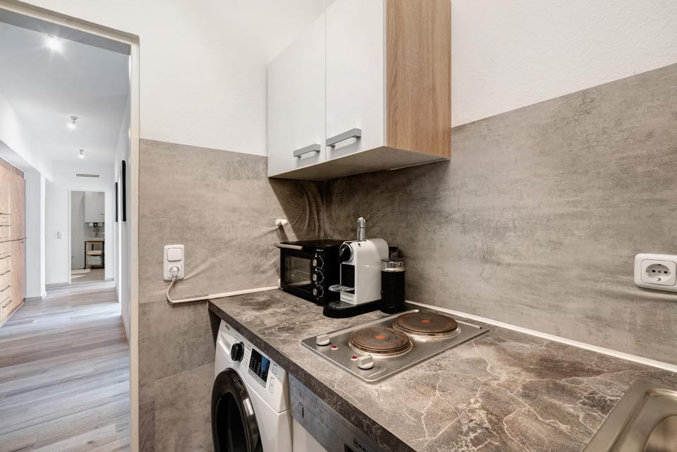 Kitchen or kitchenette, Living room