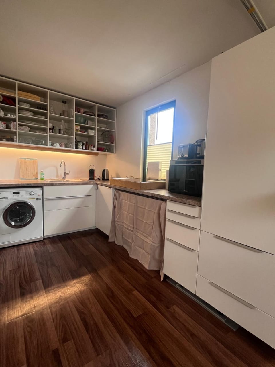 Kitchen or kitchenette, kitchen