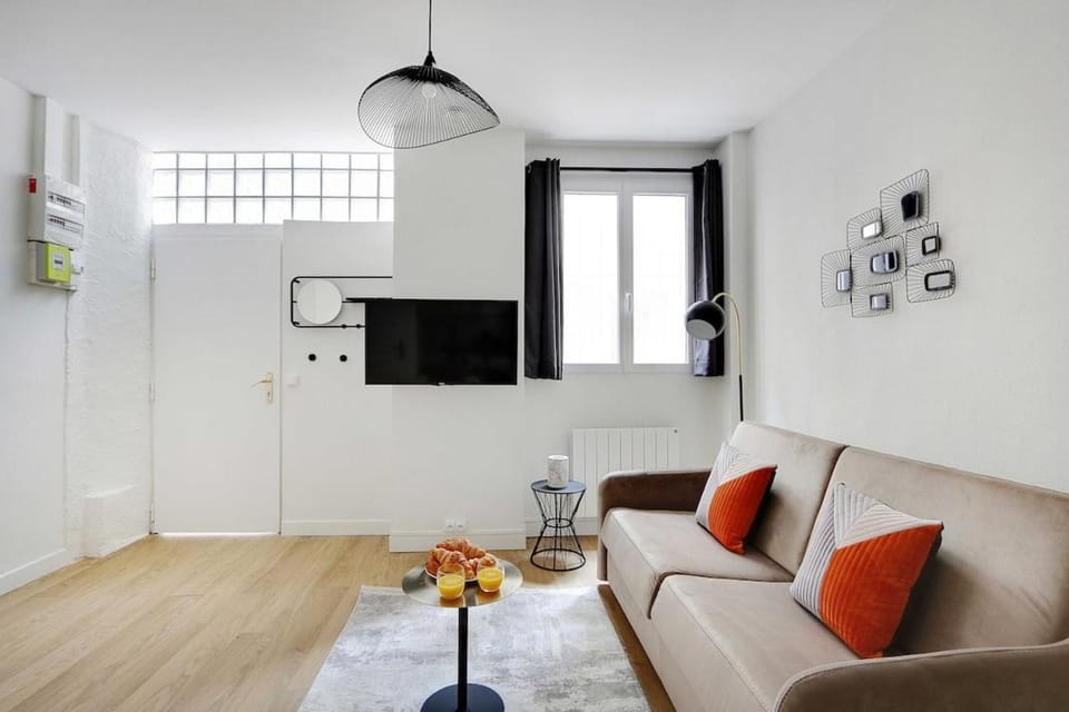 A0# Republic # Marais # 1BedRoom # Paris03 # AC Apartment in Paris