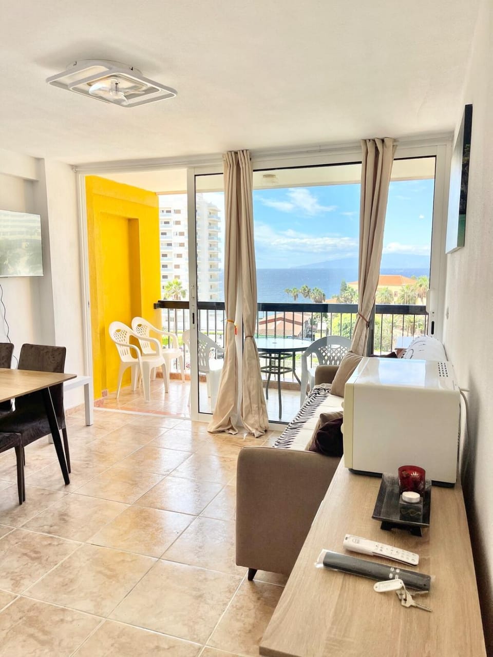 Balcony/Terrace, Living room, Seating area, Sea view