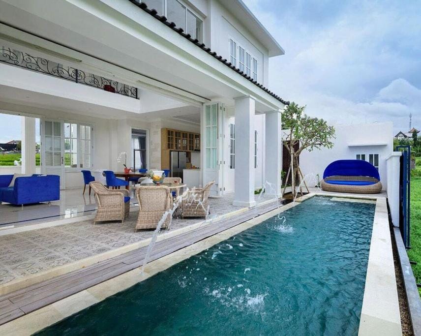 Pool view
