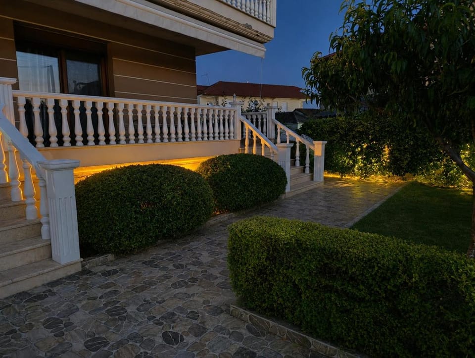 Garden, Garden view