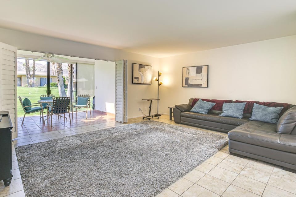 Palm Desert Condo w/ Community Perks: WFH Friendly House in Palm Desert