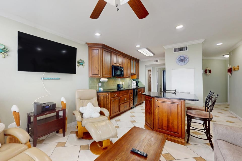 Seascape Condos: A SeaScape Paradise #1101 Apartment in Galveston Island