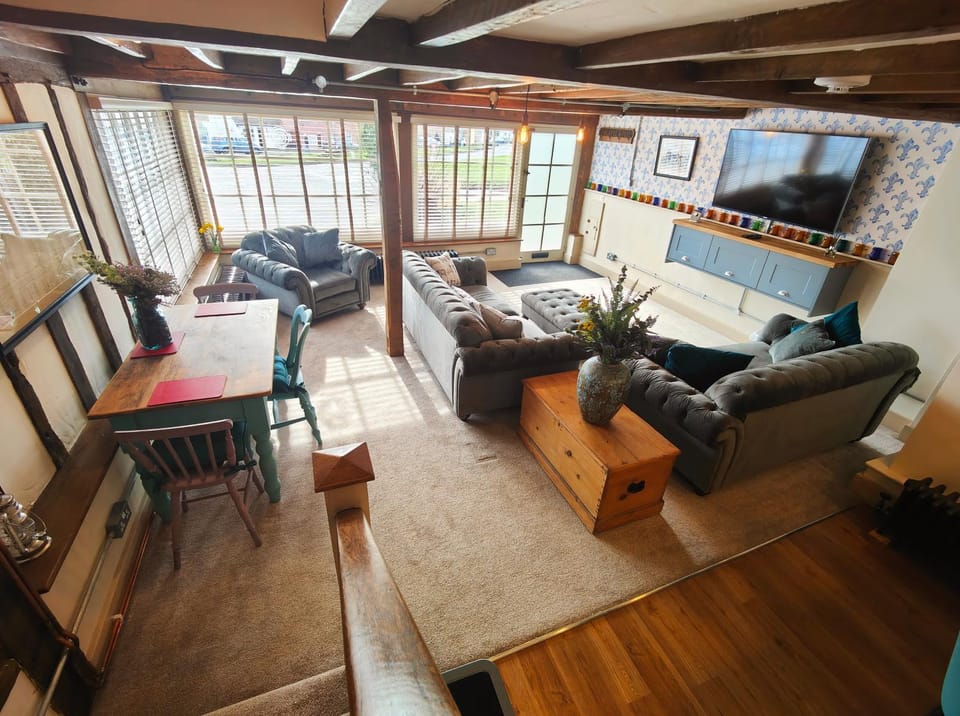 Chinnerys Country Cottage House in Babergh District