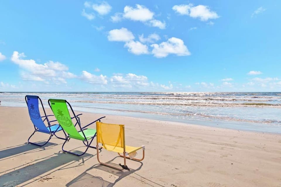 Seascape Escape Apartment in Galveston Island