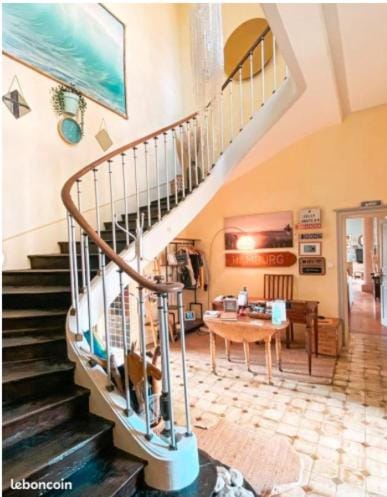 Jolly Château - private room "Chambre bleue" Bed and Breakfast in Pays de la Loire
