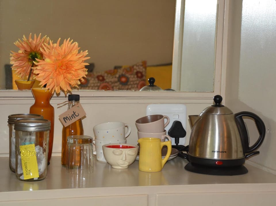 Coffee/tea facilities
