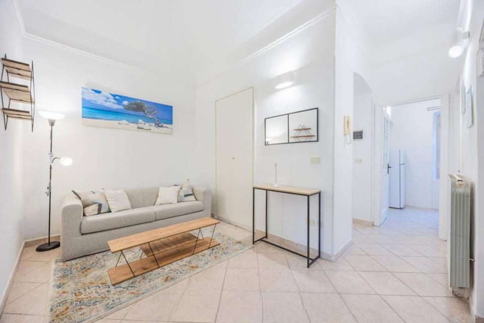 Casa Ariston - 10 Passi dal Teatro- Free WiFi Apartment in Sanremo